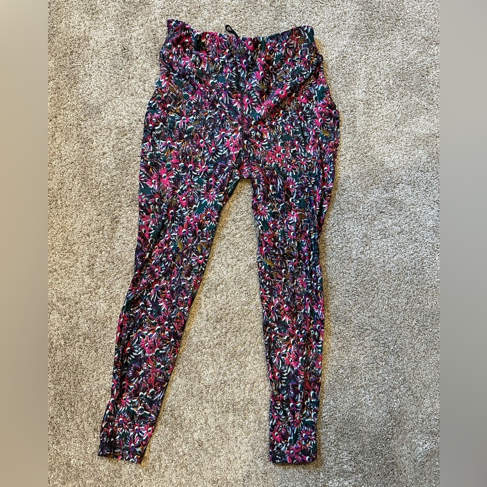 Lululemon size 14 Base Pace High-Rise Fleece Running Tight 28”